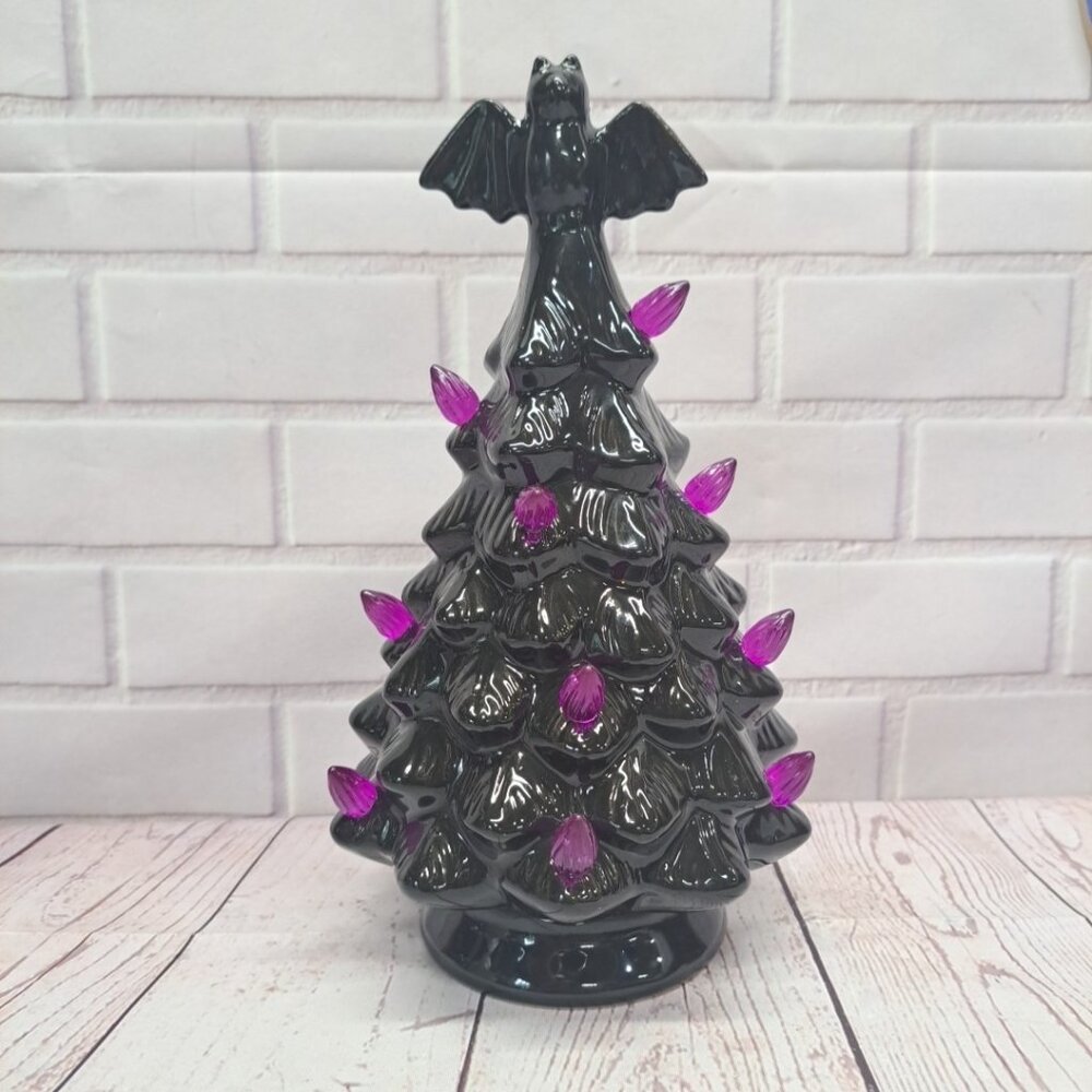 Halloween Lighted Black Tree Purple Lights Bat Tree Topper Ceramic 9” Tall, NEW